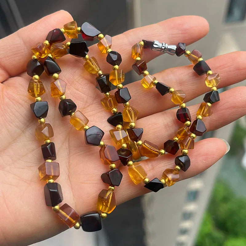 Collar de Ámbar Báltico Natural | Joyería de Autor con Carácter Orgánico