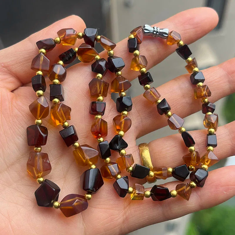 Collar de Ámbar Báltico Natural | Joyería de Autor con Carácter Orgánico