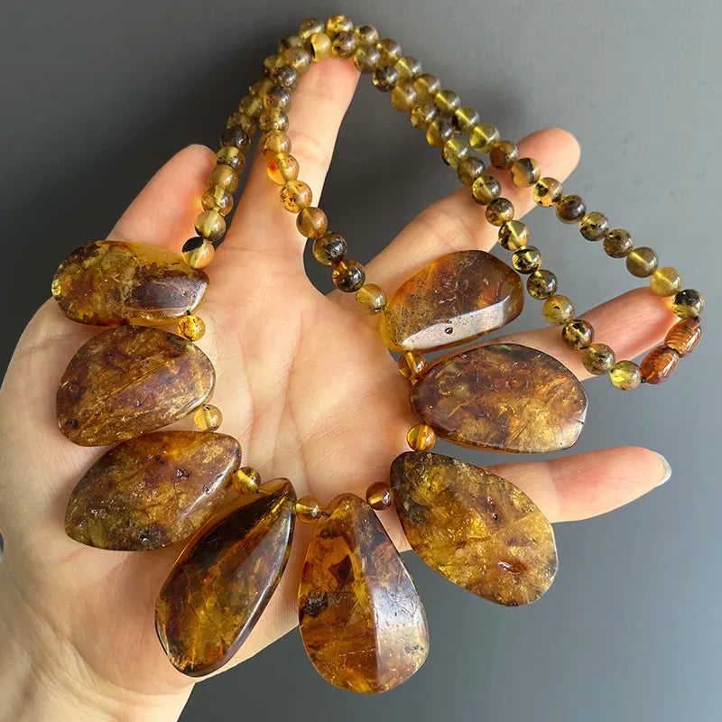 Collar de Ámbar Báltico Natural | Joyería de Autor con Carácter Orgánico